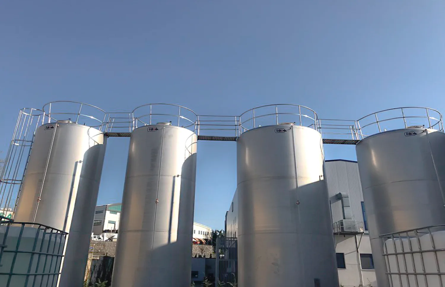 Tank ve Silo İmalatı - Endüstriyel dökme malzeme silosu